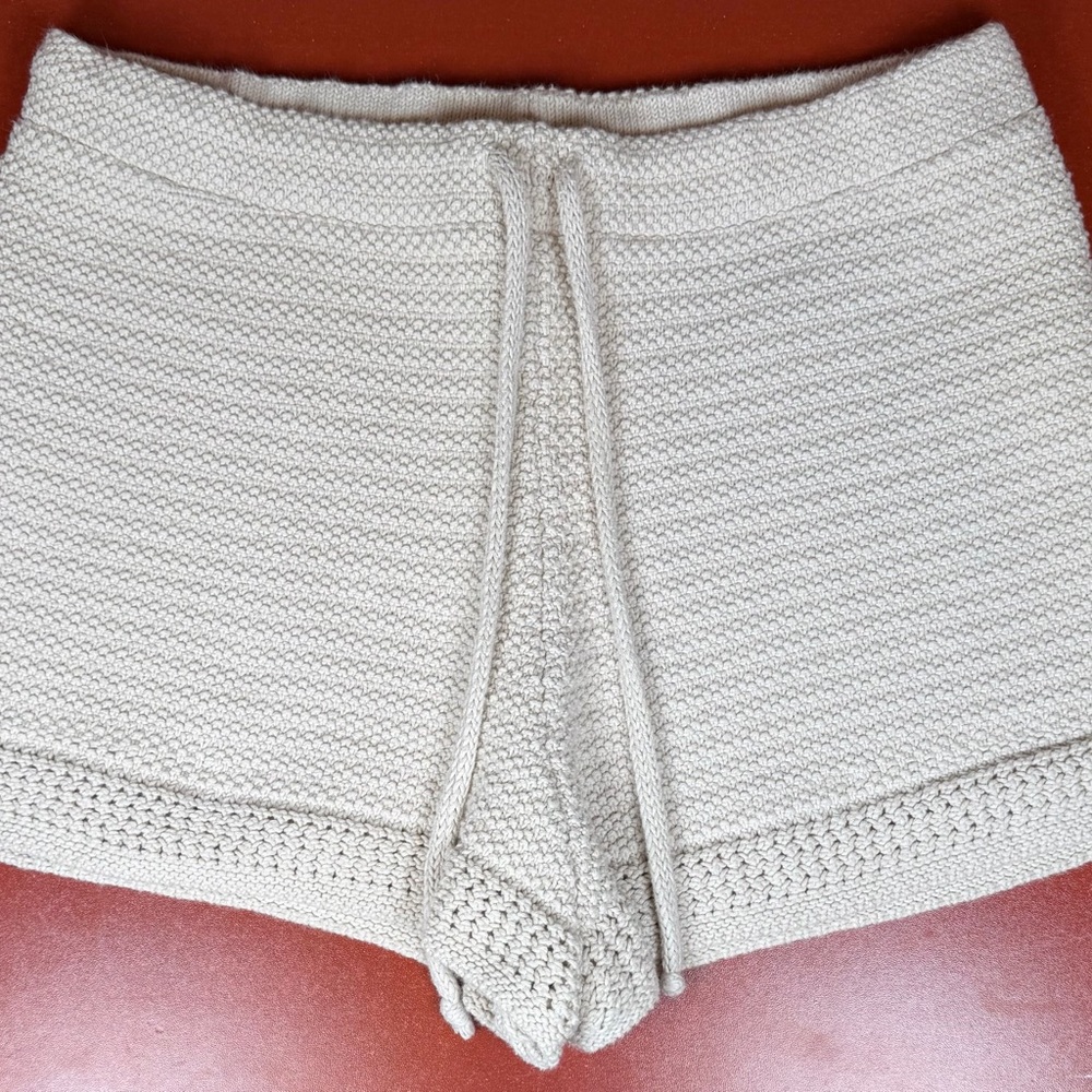 Sisley High Waist Knit Shorts - Cream